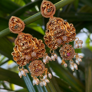 Earring